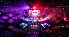 TES团队协作制胜：瑞兹关键大招战术转移斩获团战胜利，强势拿下关键赛点